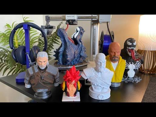 Bustos de personagens impressos em 3D com acabamento refinado